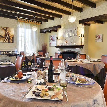 Logis Hotels Restaurant Le Dauphin Салбри Екстериор снимка